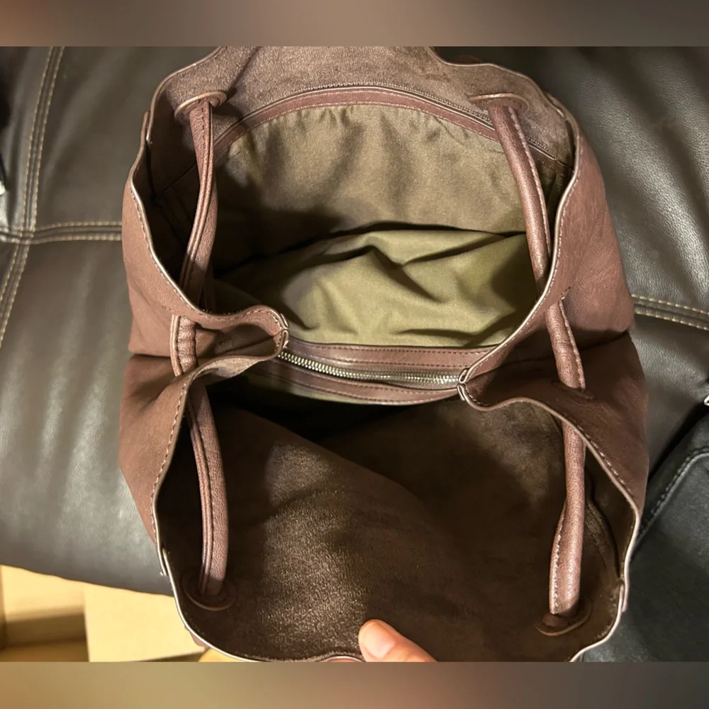 Brown Solid‎ Tote Shoulder Bag Zip Closure Removable Pouch Pockets